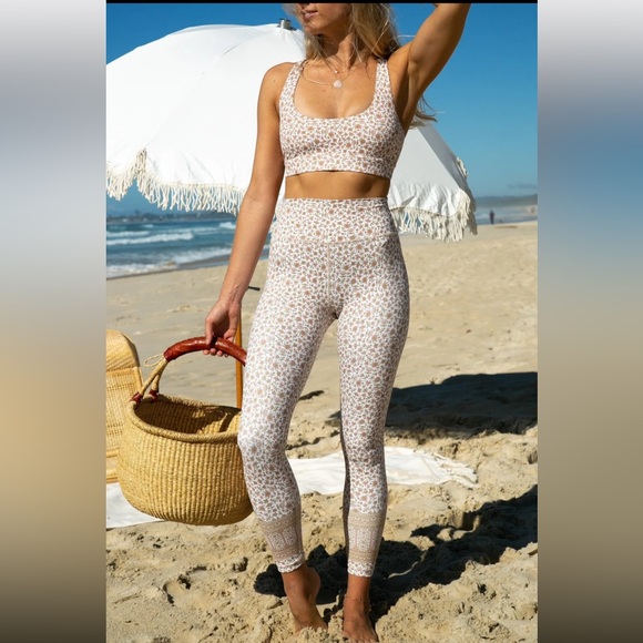 KAVALA cream boho sesh crop - Picture 3 of 7